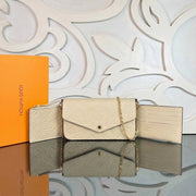 LOUIS VUITTON — Alma BB