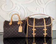 BOTTEGA VENETA — Knot Clutch