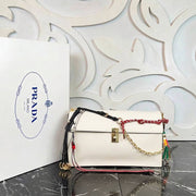 LOUIS VUITTON — Félicie Pochette