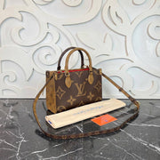HERMÈS — Long Leather Wallet