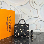 LOUIS VUITTON — Félicie Pochette