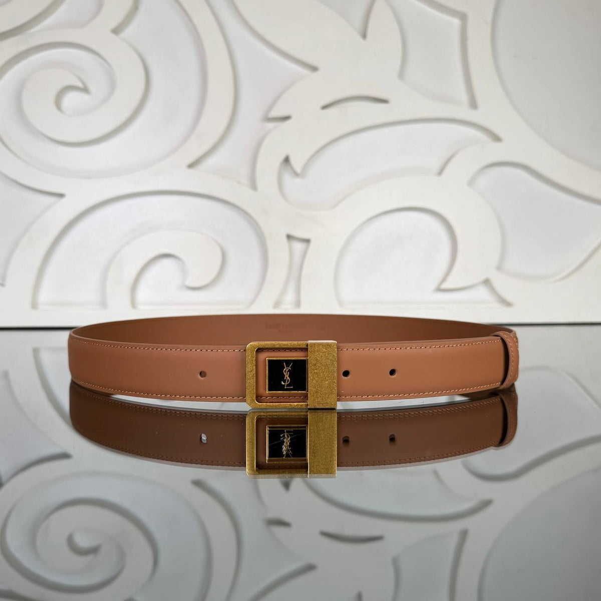 HERMÈS - Leather Belt with H Buckle