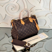 BOTTEGA VENETA — Knot Clutch
