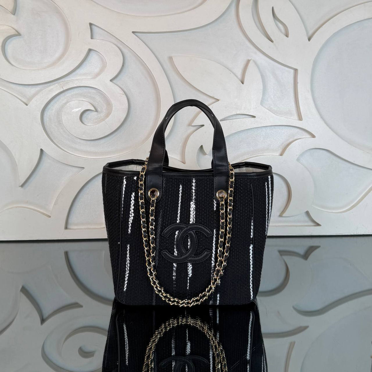 CHANEL - Medium Deerskin Shopping Tote
