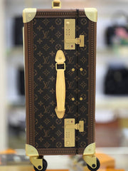 LOUIS VUITTON — LV Initiales Reversible Belt