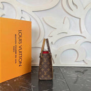 HERMÈS — Long Leather Wallet