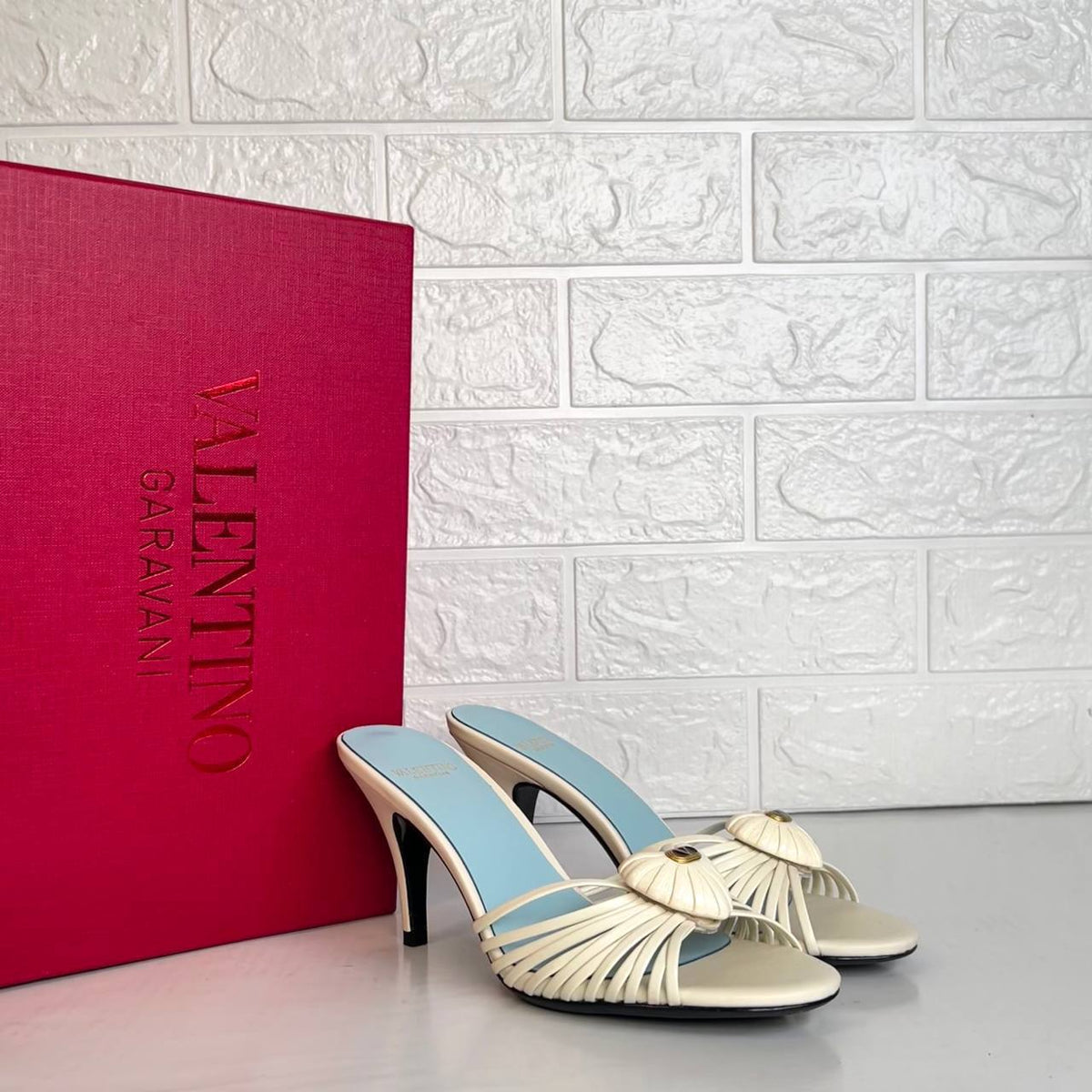 VALENTINO GARAVANI — VLogo Signature Slingback Pumps