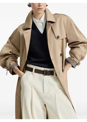 BURBERRY — Classic Trench Coat